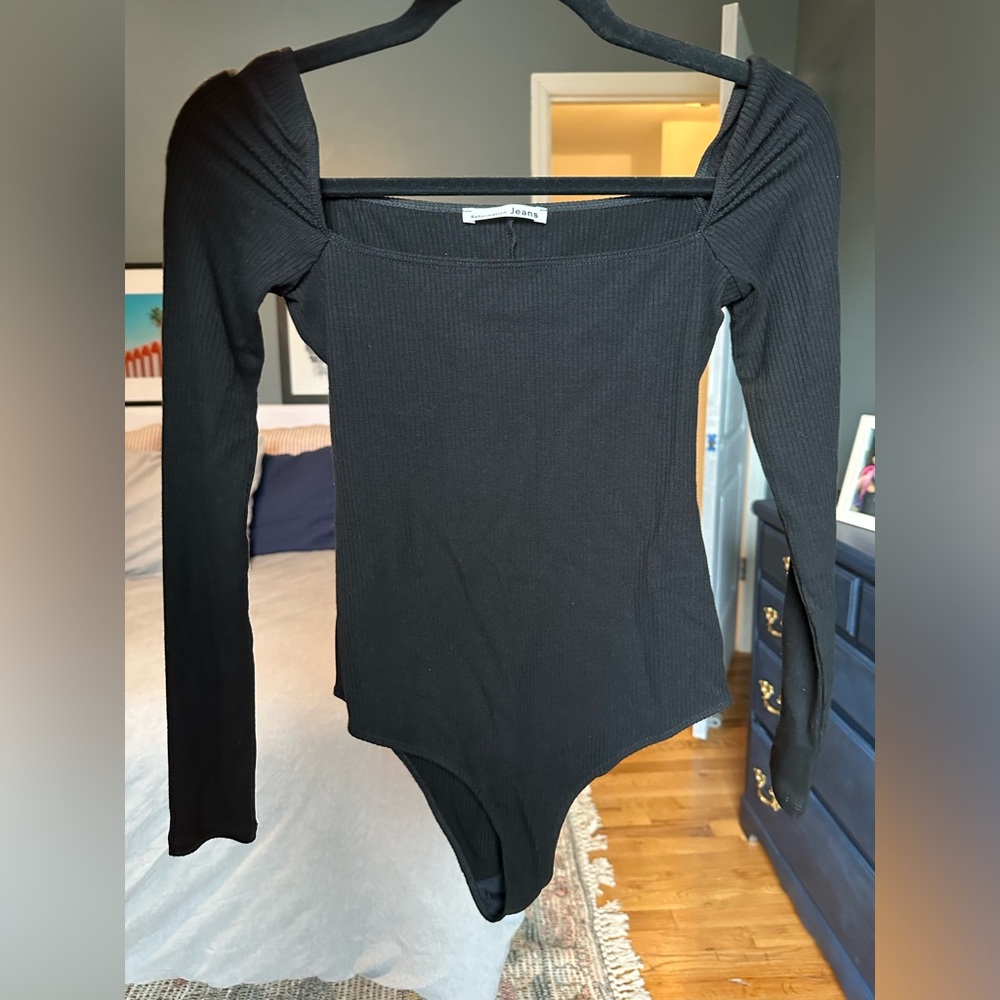 Reformation Gaia Bodysuit - Picture 4 of 14